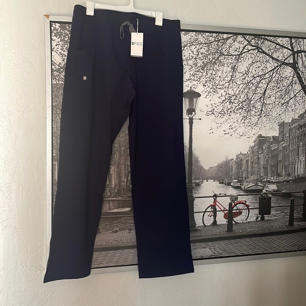 Navy blue NEW figs cargo pants (kade cargo)